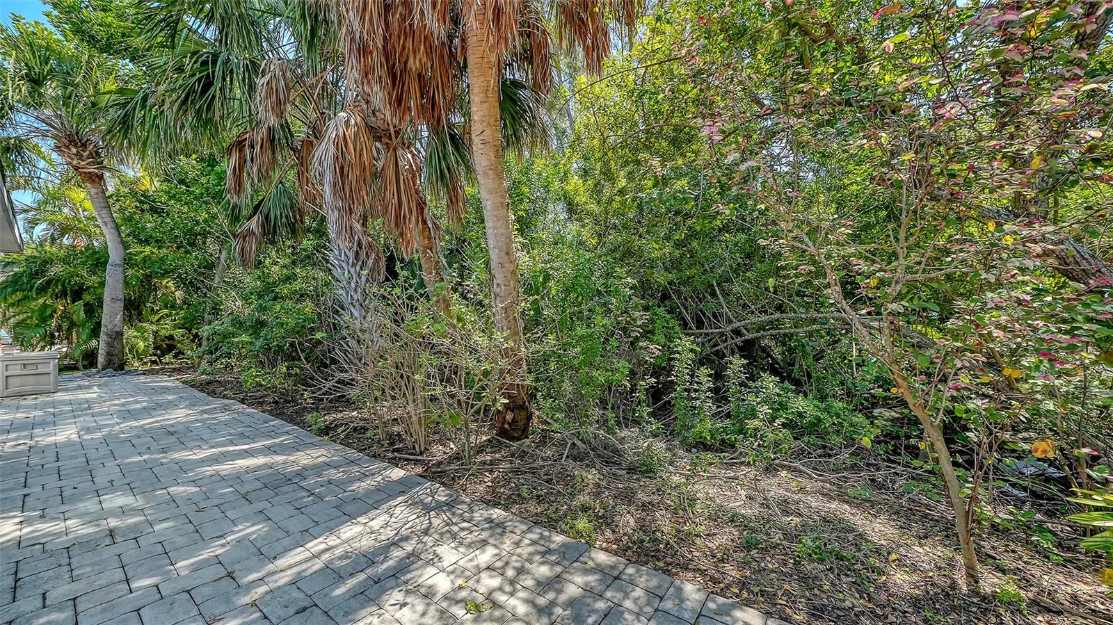 554 SPANISH DR S, LONGBOAT KEY, FL — photo 41