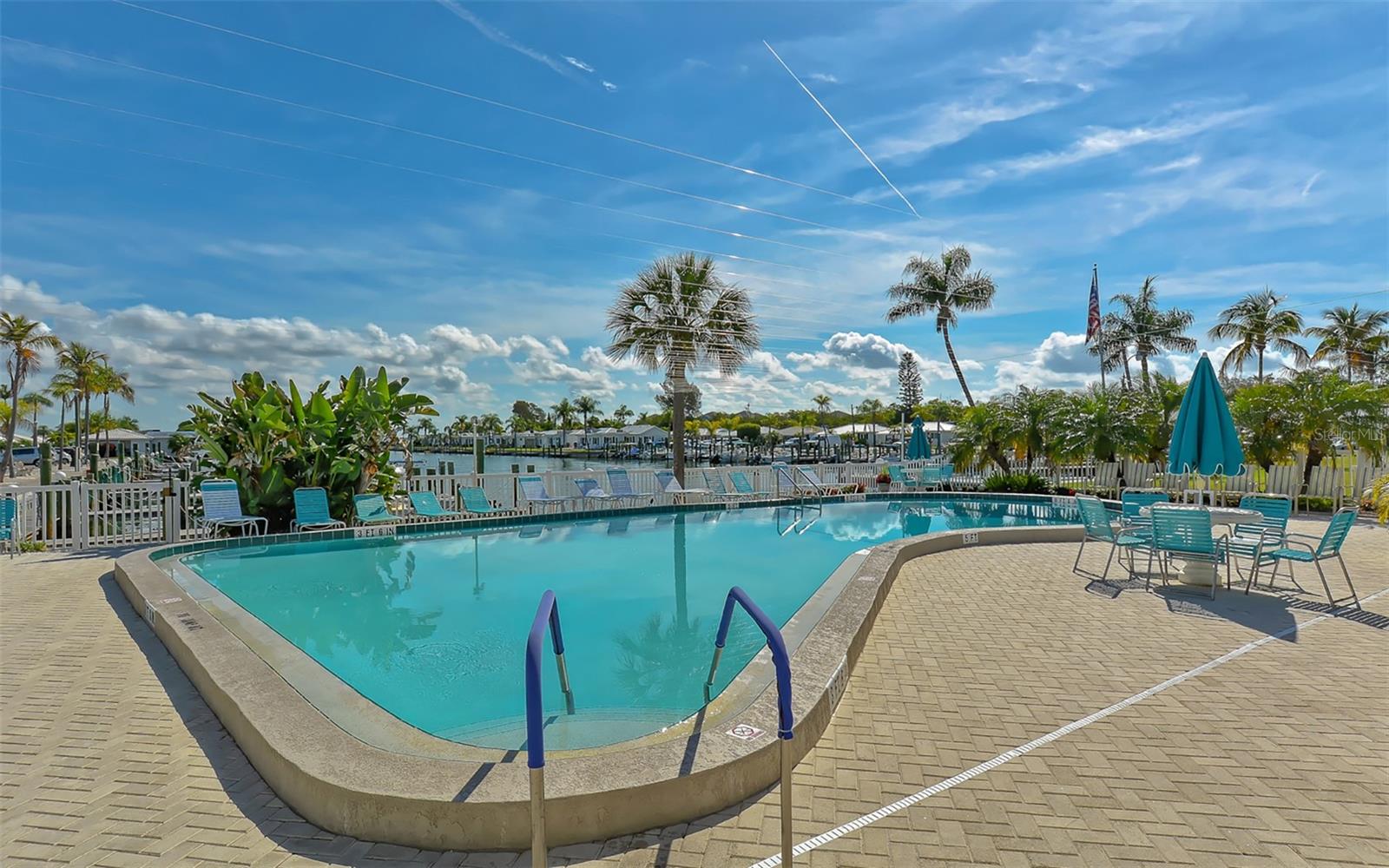 554 SPANISH DR S, LONGBOAT KEY, FL — photo 47