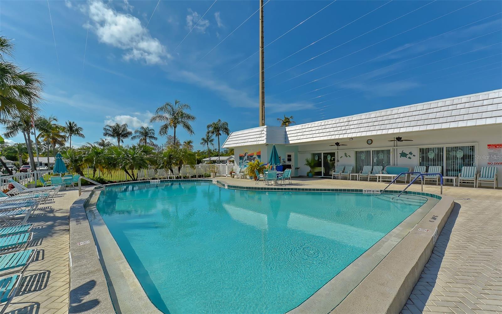 554 SPANISH DR S, LONGBOAT KEY, FL — photo 49