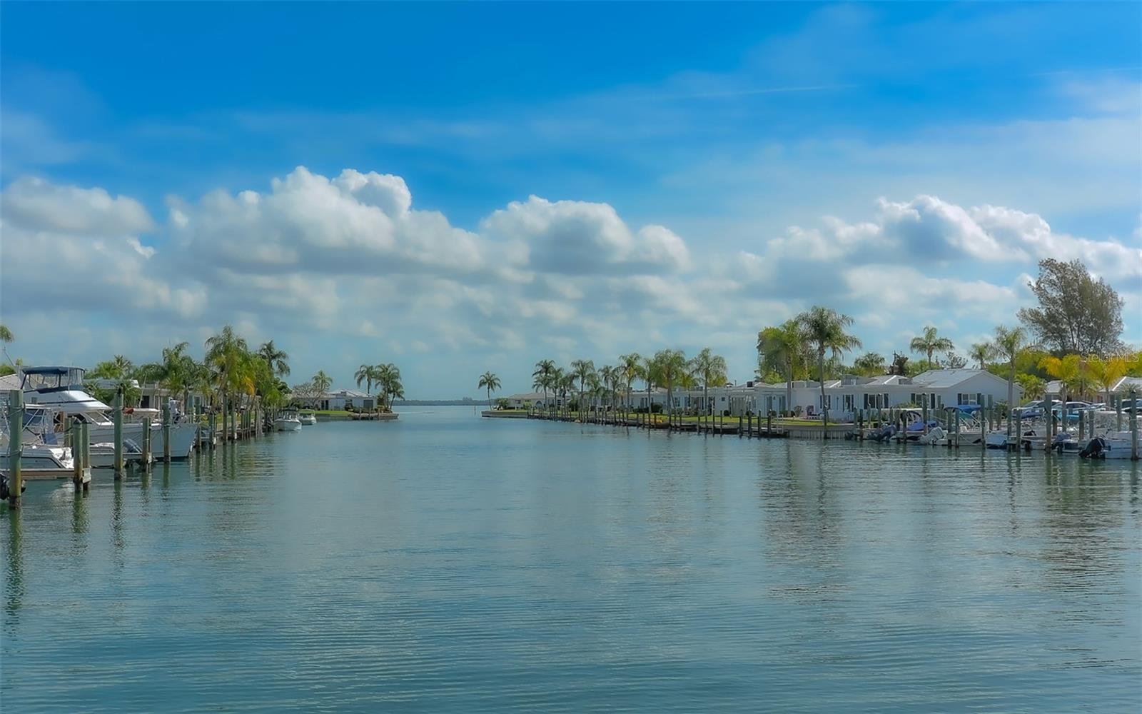 554 SPANISH DR S, LONGBOAT KEY, FL — photo 60