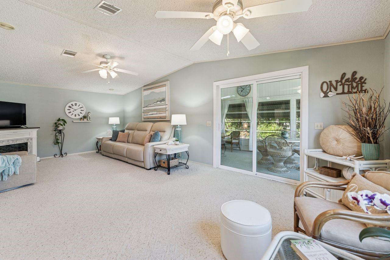 6643 WESTCHESTER DR NE, WINTER HAVEN, FL — photo 10