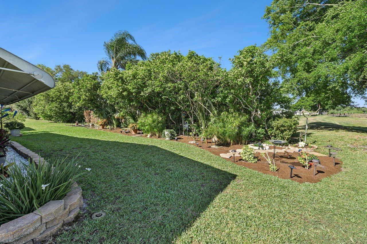 6643 WESTCHESTER DR NE, WINTER HAVEN, FL — photo 33