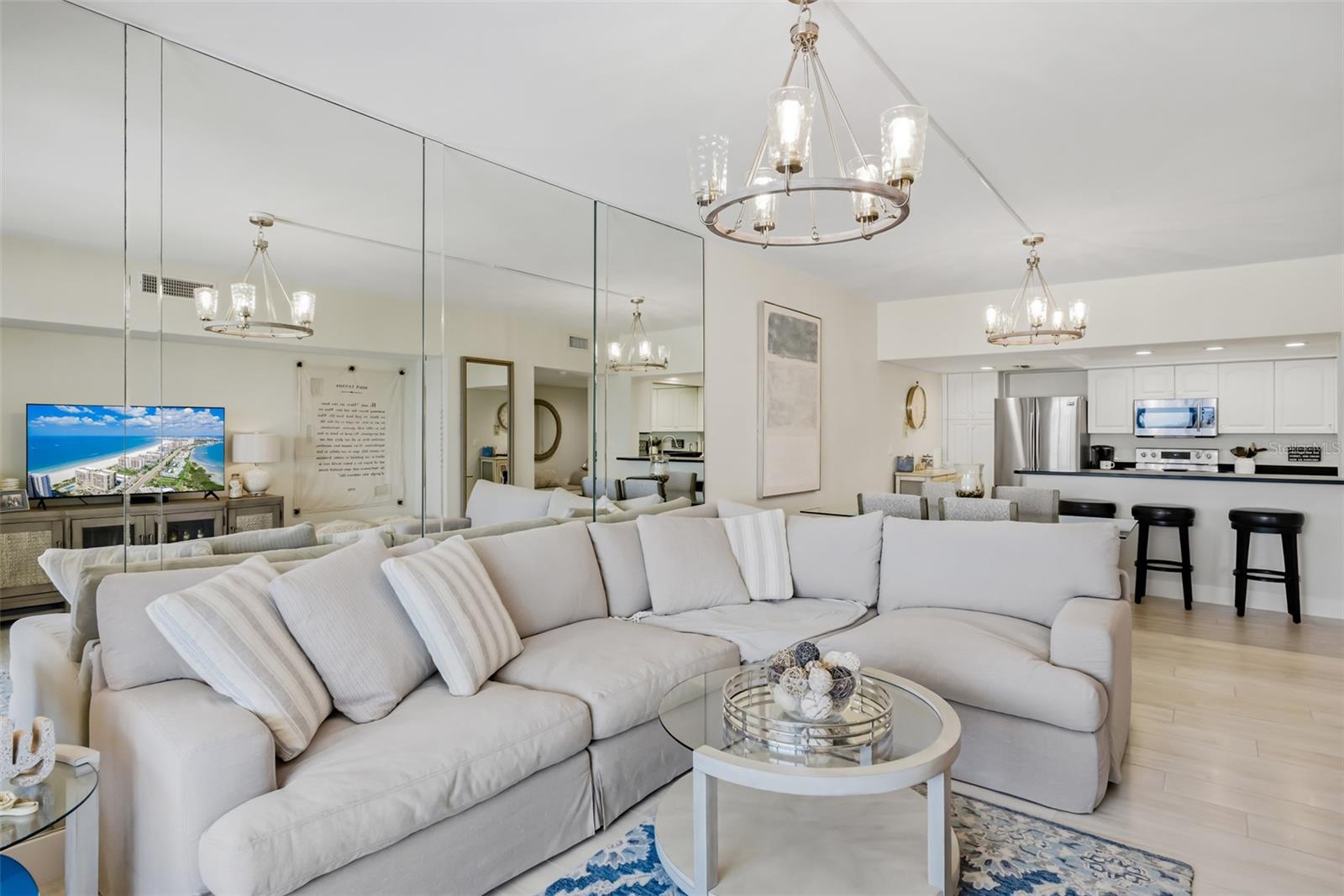 1460 GULF BLVD #1205, CLEARWATER BEACH, FL — photo 9