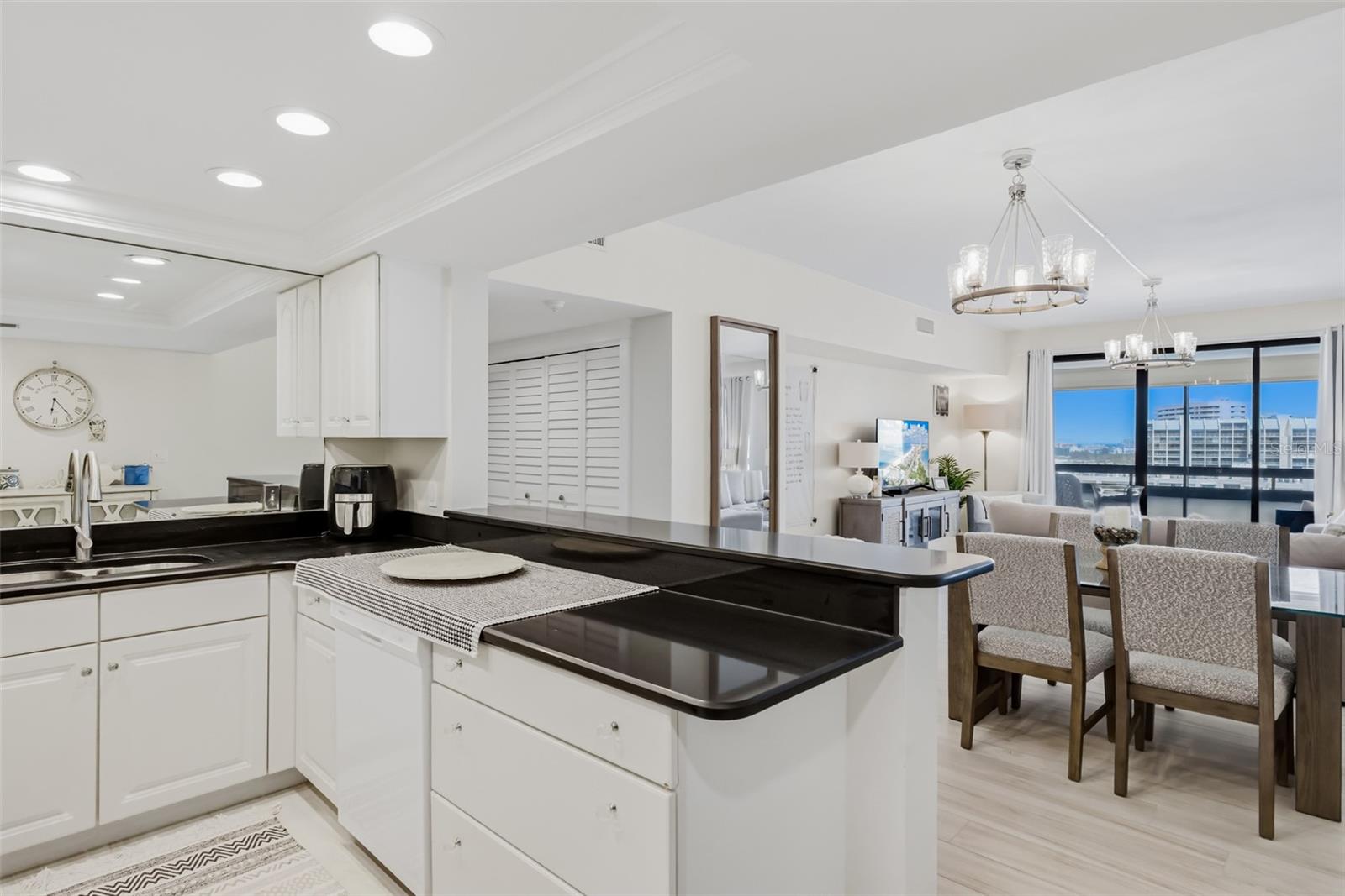1460 GULF BLVD #1205, CLEARWATER BEACH, FL — photo 20
