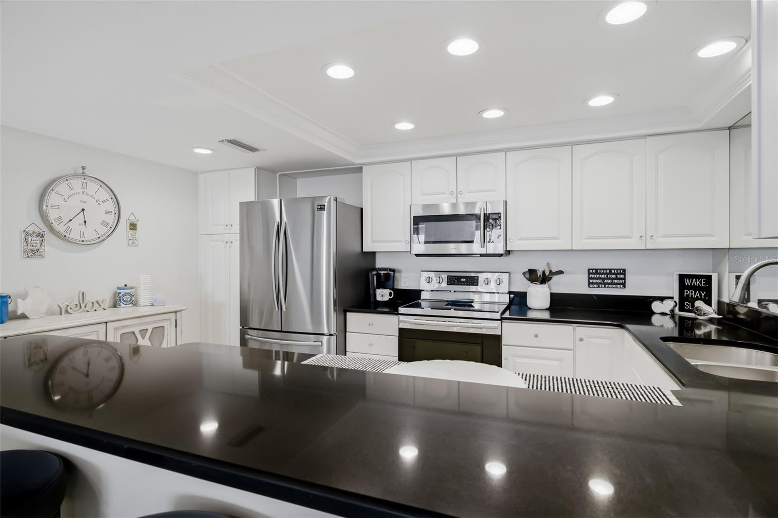 1460 GULF BLVD #1205, CLEARWATER BEACH, FL — photo 21