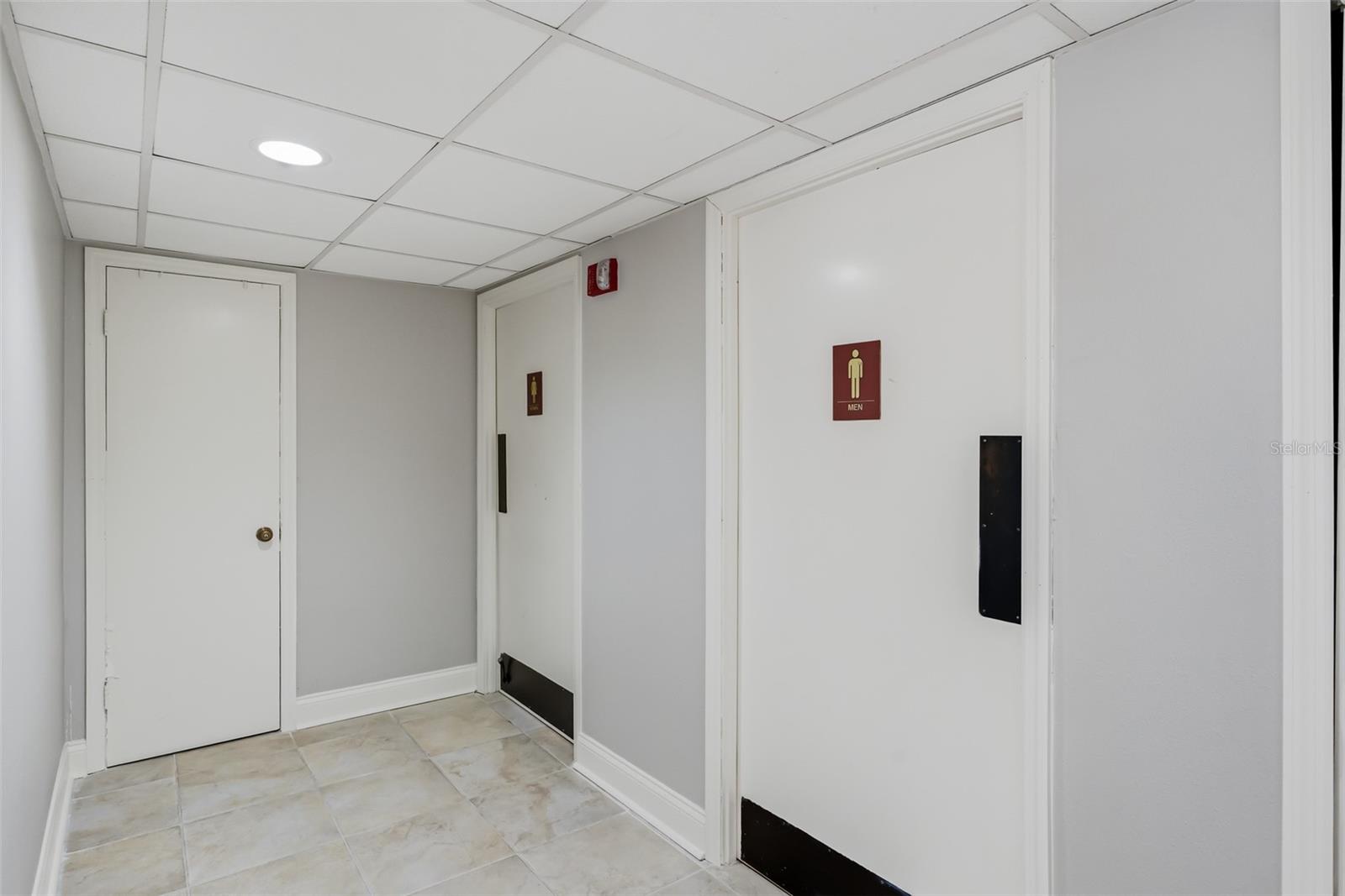 1460 GULF BLVD #1205, CLEARWATER BEACH, FL — photo 40