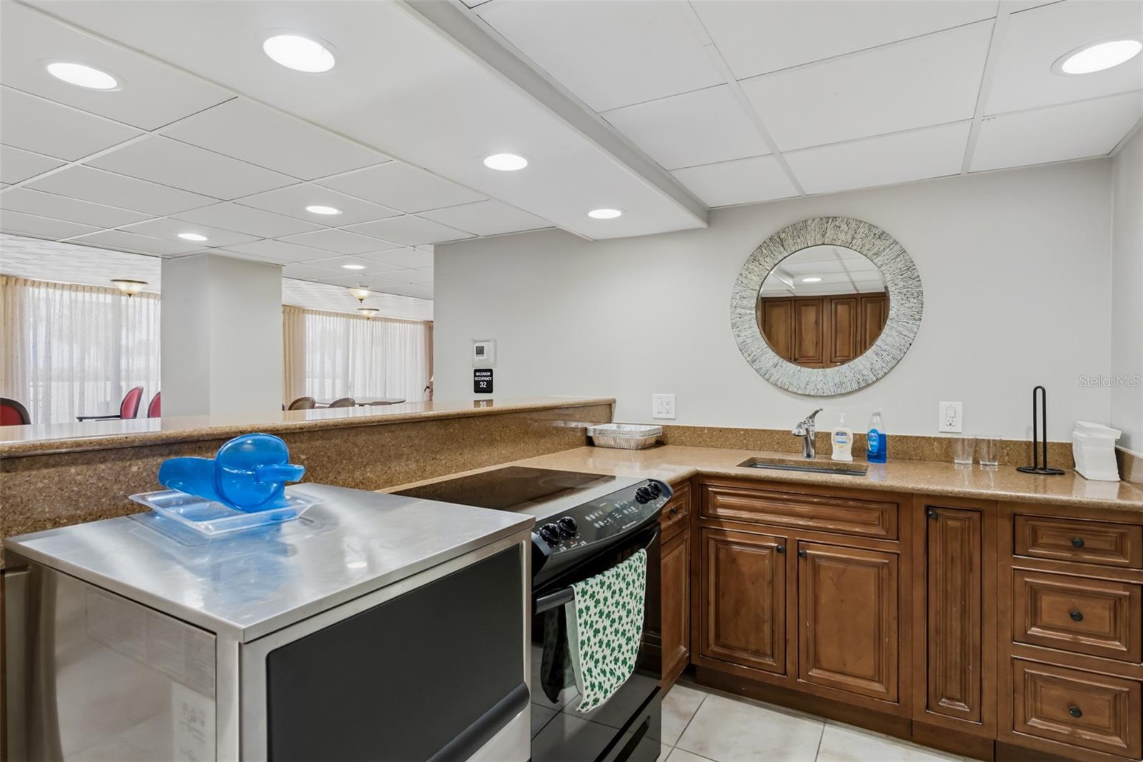 1460 GULF BLVD #1205, CLEARWATER BEACH, FL — photo 41