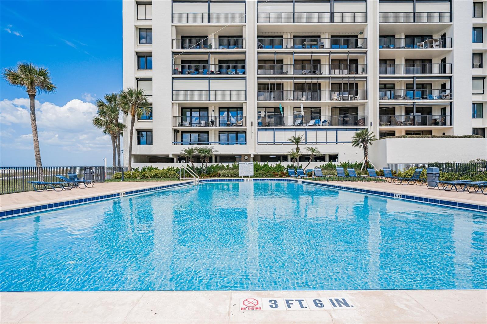 1460 GULF BLVD #1205, CLEARWATER BEACH, FL — photo 49