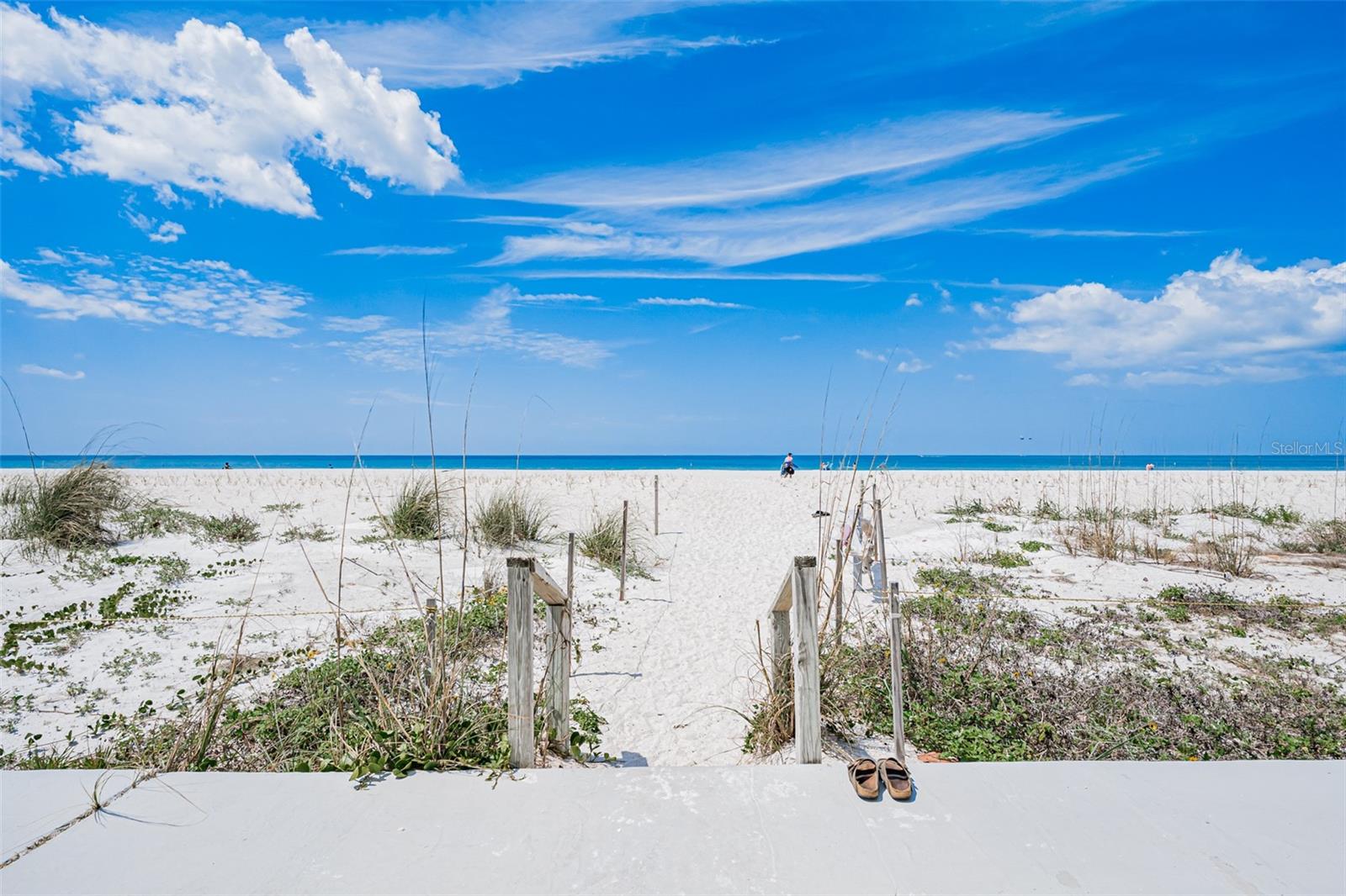1460 GULF BLVD #1205, CLEARWATER BEACH, FL — photo 51