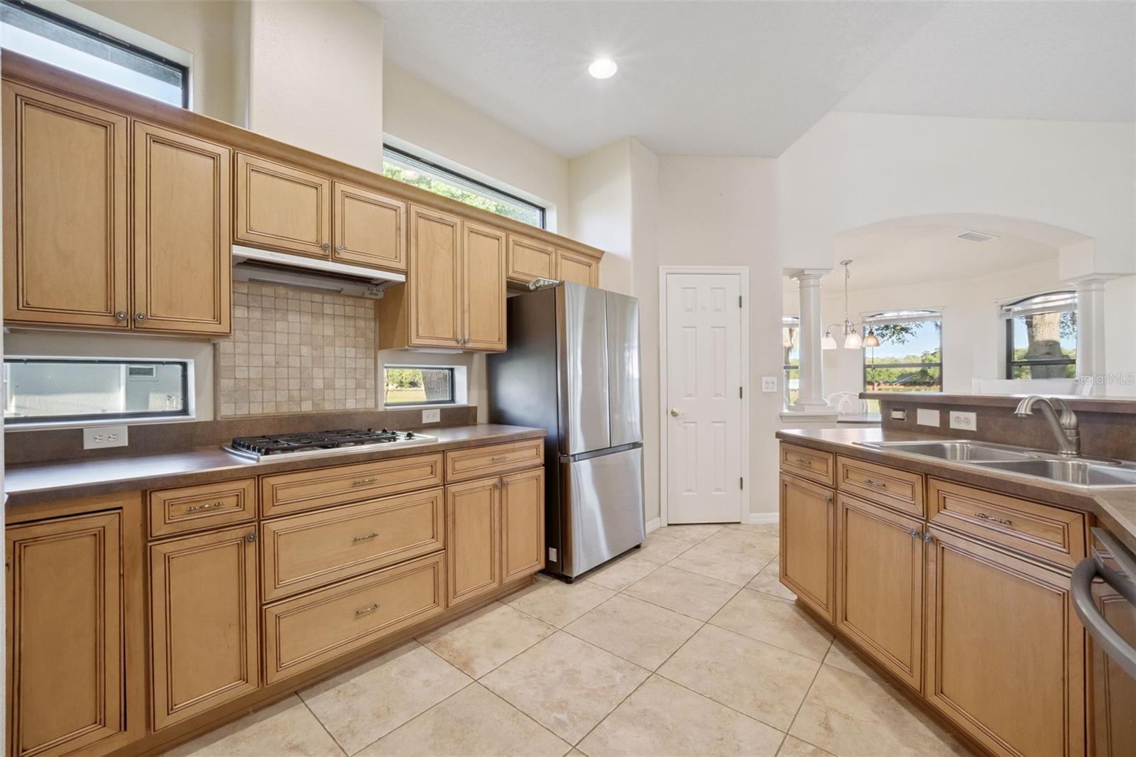 3292 SEVEN SEAS DR, TAVARES, FL — photo 20