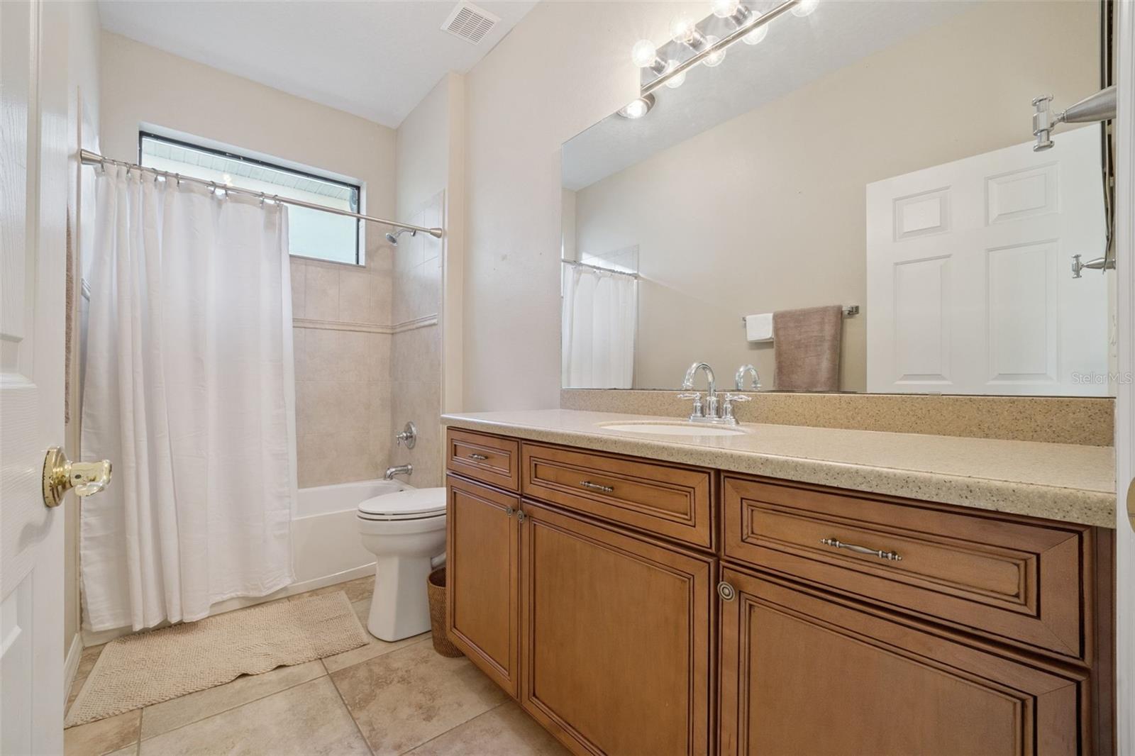 3292 SEVEN SEAS DR, TAVARES, FL — photo 35