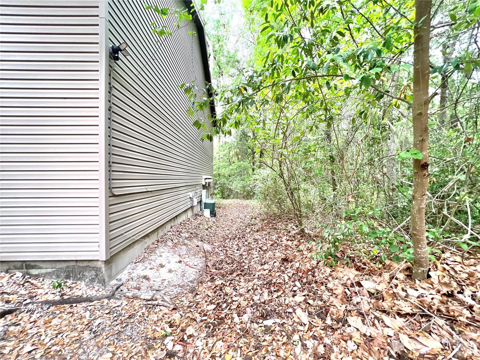 81 SE 16TH AVE #D101, GAINESVILLE, FL — photo 23