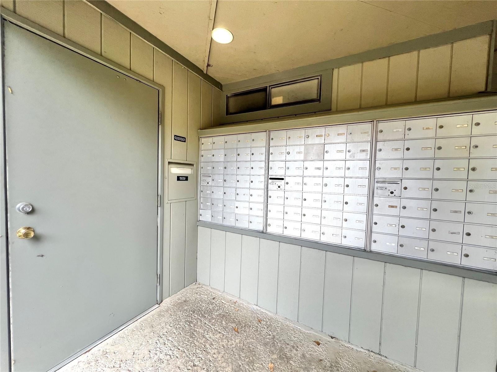 81 SE 16TH AVE #D101, GAINESVILLE, FL — photo 25