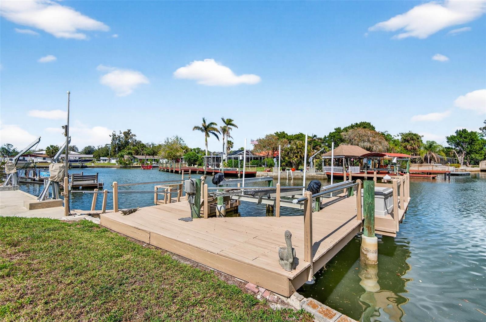 6645 HARBOR DR, HUDSON, FL — photo 3