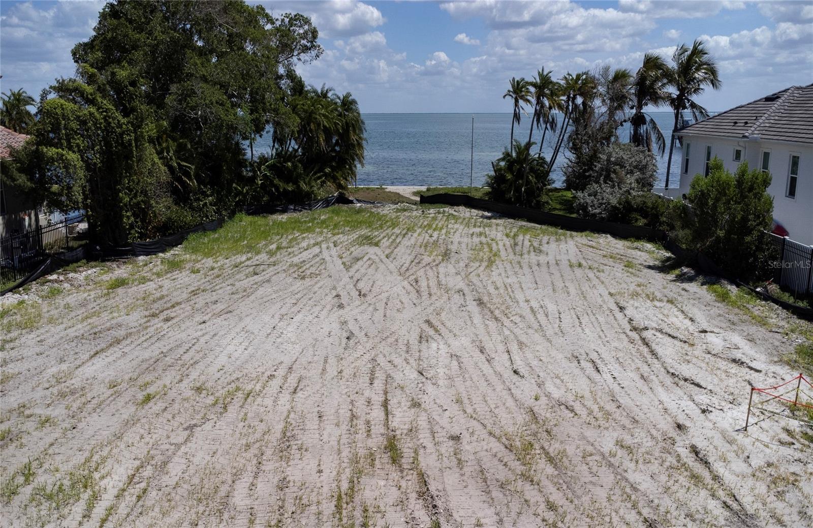 5926 BAHAMA SHORES DR S, ST PETERSBURG, FL — photo 16