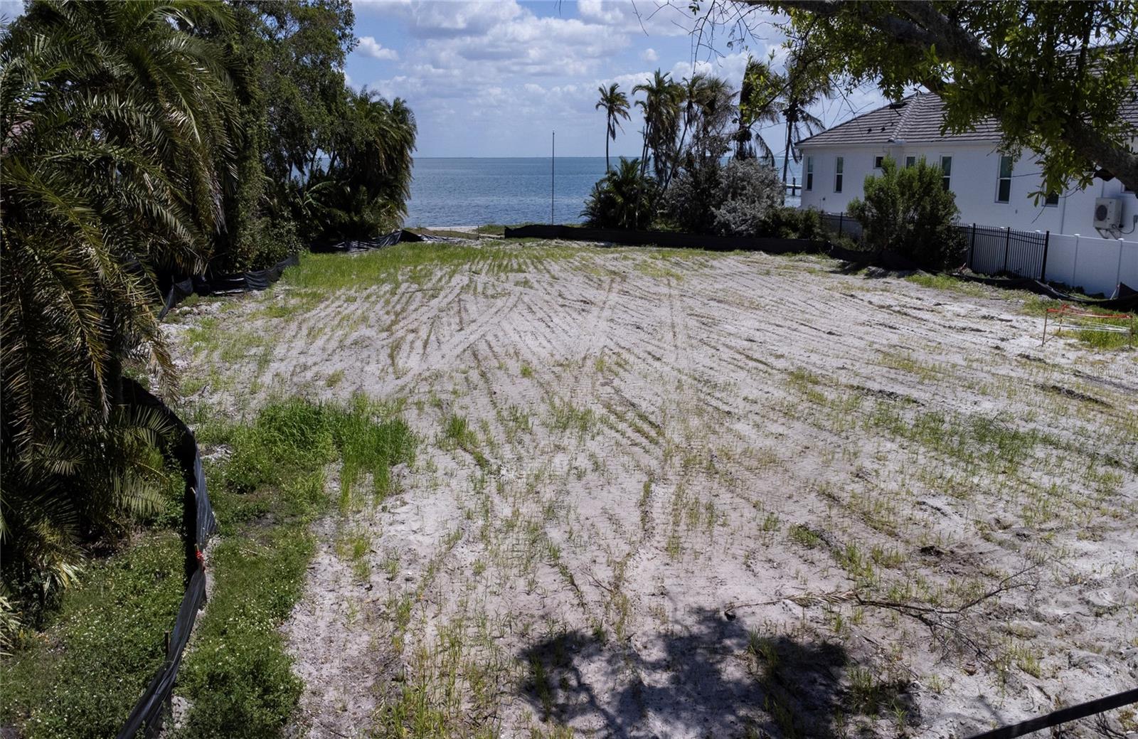 5926 BAHAMA SHORES DR S, ST PETERSBURG, FL — photo 17