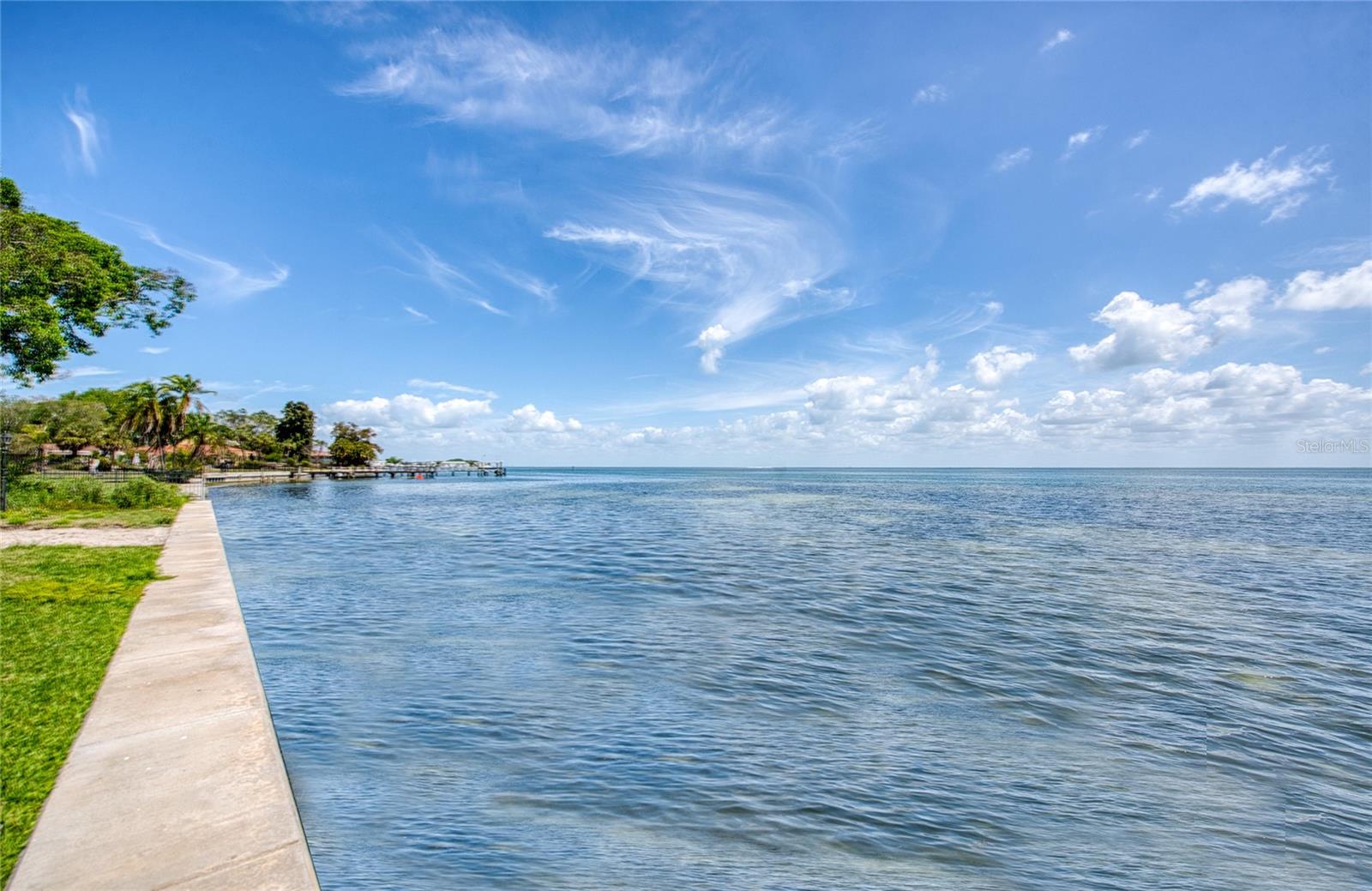 5926 BAHAMA SHORES DR S, ST PETERSBURG, FL — photo 24
