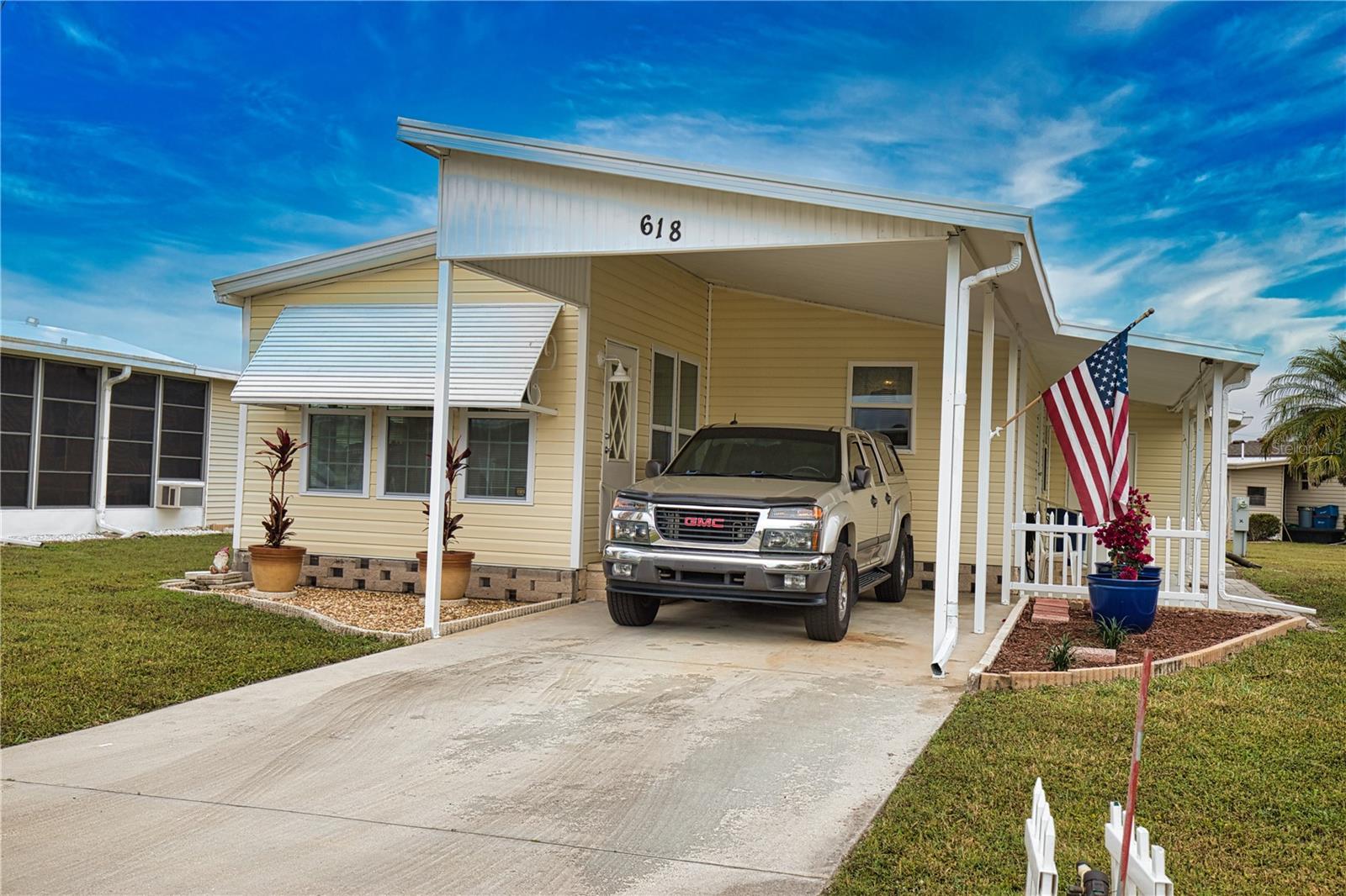 618 IGLESIA DR, NORTH PORT, FL — photo 2