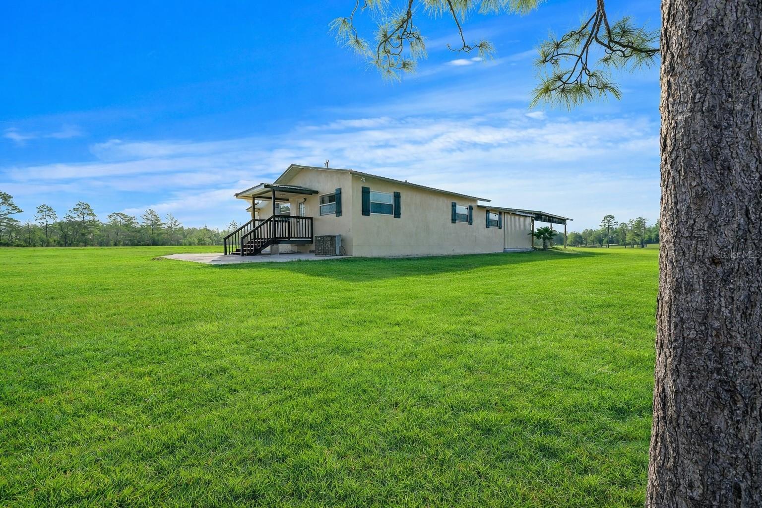 12451 NE 20TH ST, WILLISTON, FL — photo 4
