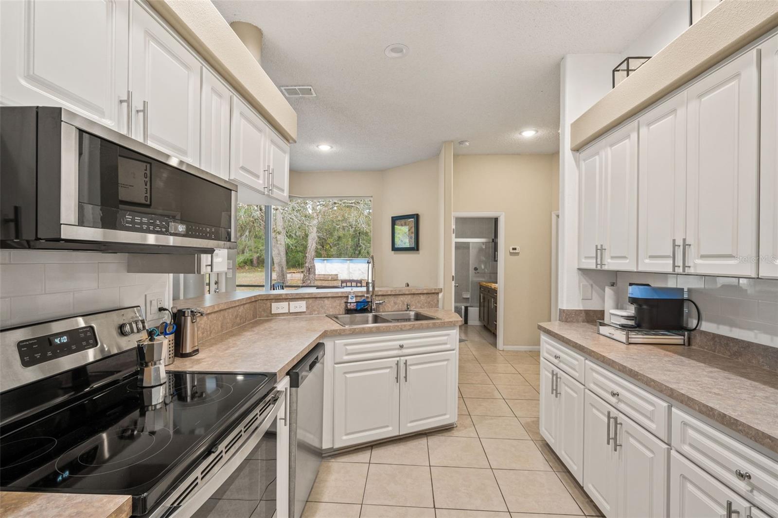 11128 LOMITA WREN RD, WEEKI WACHEE, FL — photo 14