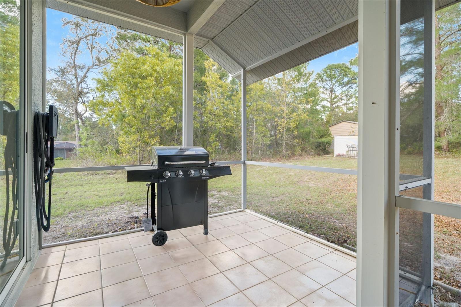 11128 LOMITA WREN RD, WEEKI WACHEE, FL — photo 32