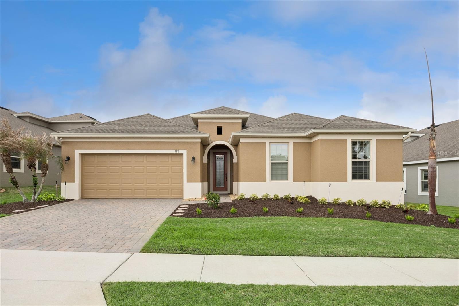 588 AUTUMN ASH DR, CLERMONT, FL