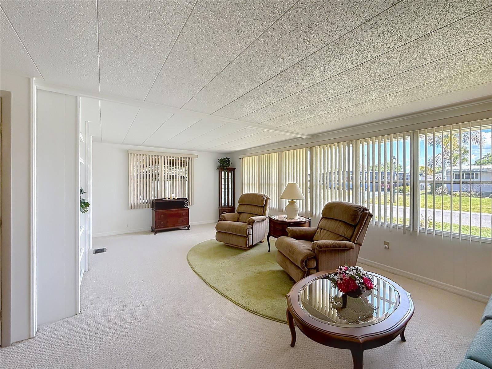 1231 ELKHART CIR, TAVARES, FL — photo 11