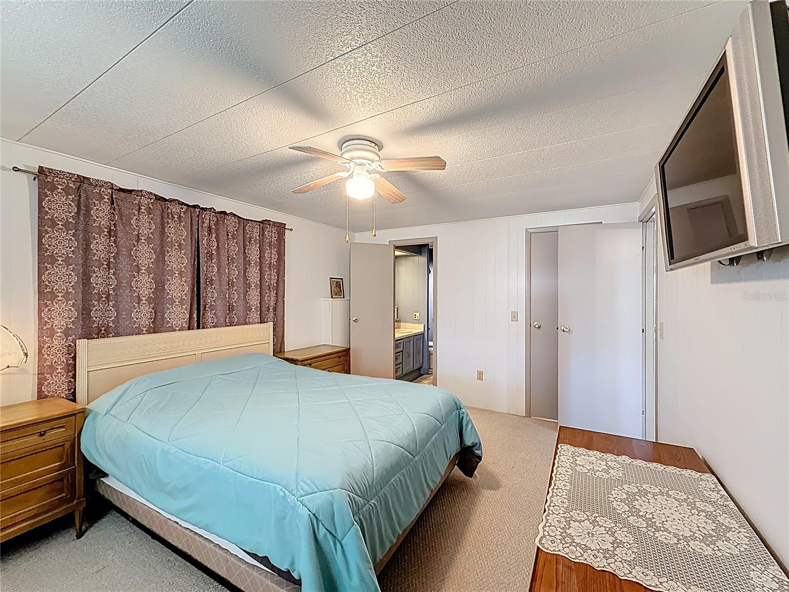 1231 ELKHART CIR, TAVARES, FL — photo 48