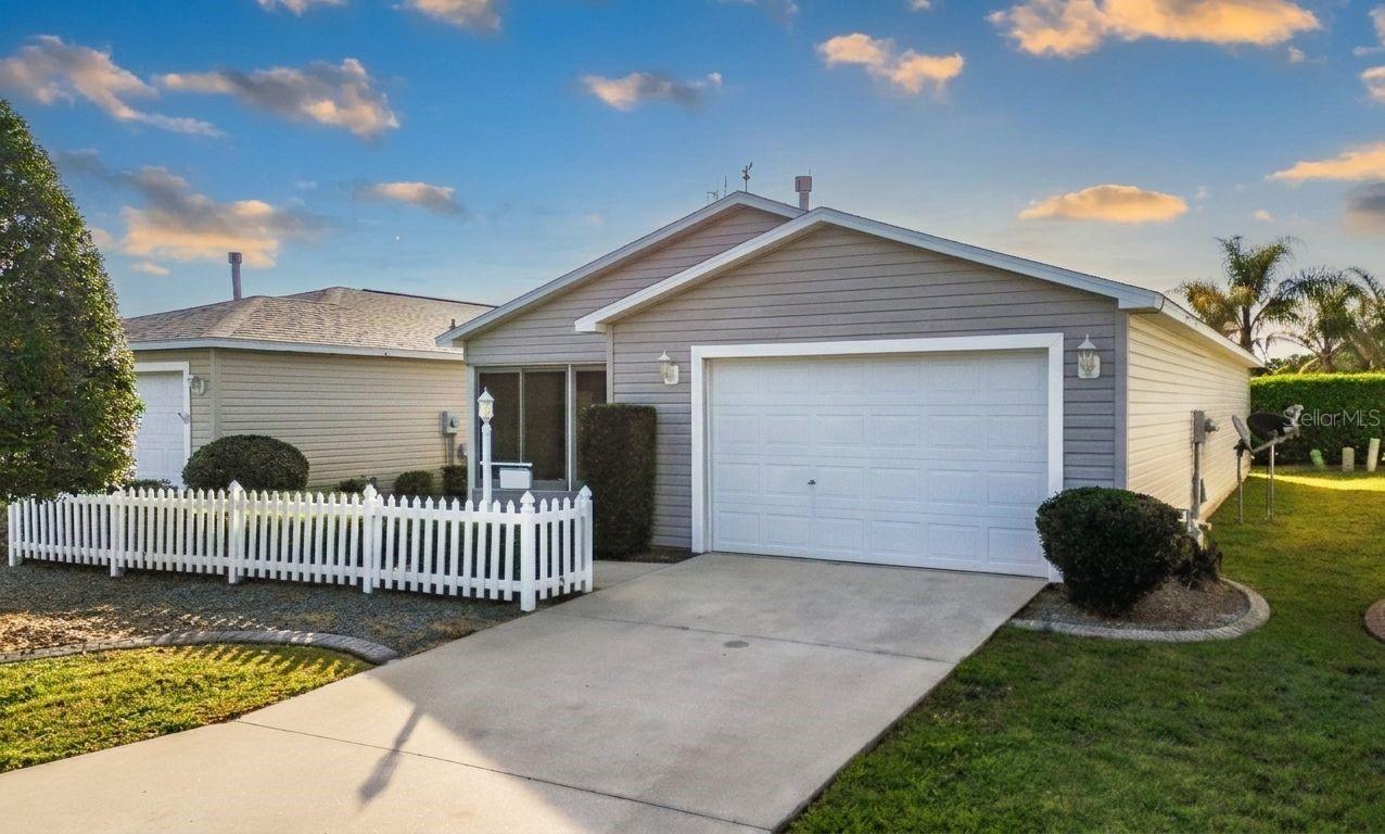 1626 GIBBES WAY, THE VILLAGES, FL — photo 2