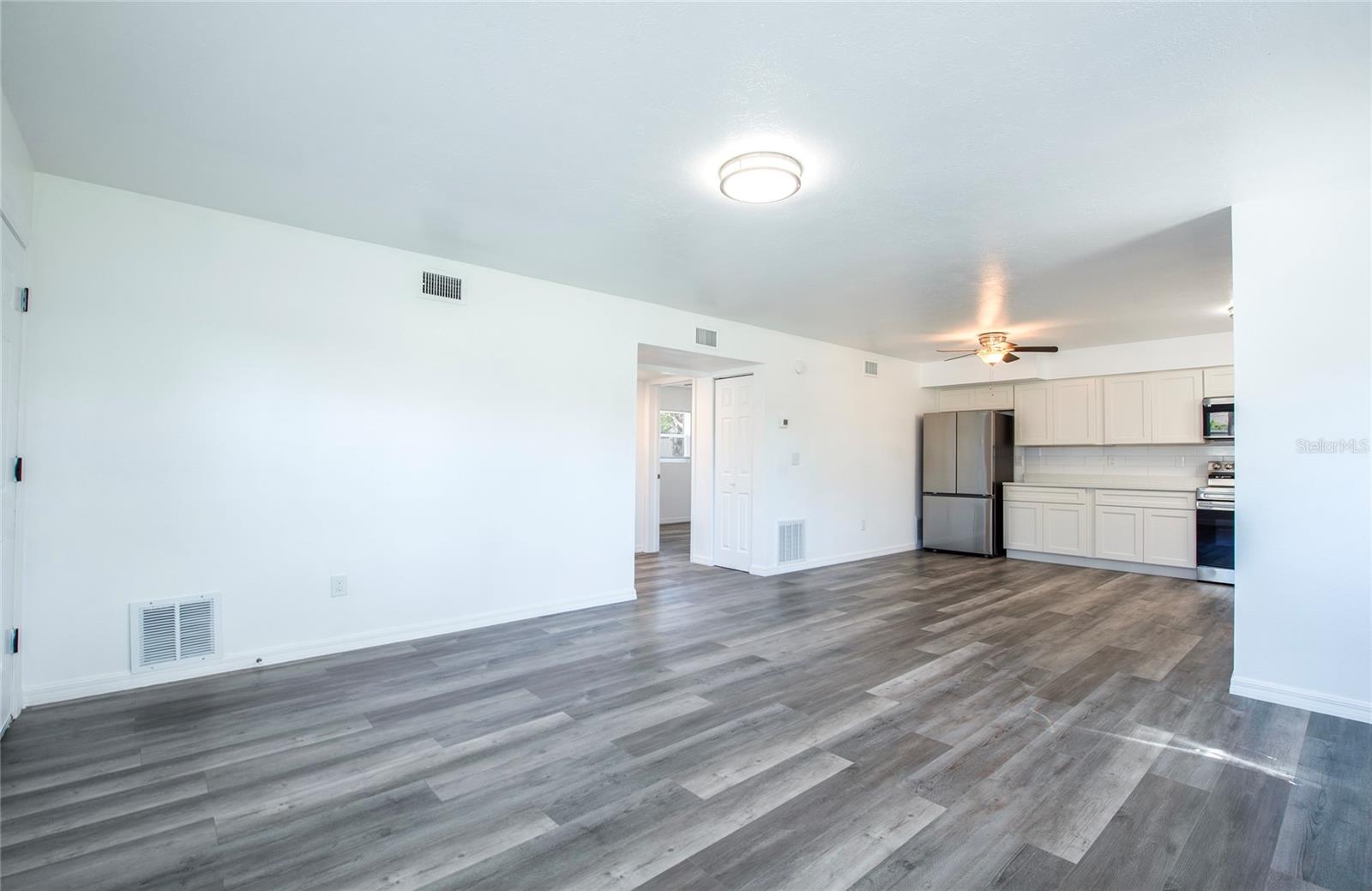 717 E GULF BLVD #1, INDIAN ROCKS BEACH, FL — photo 11