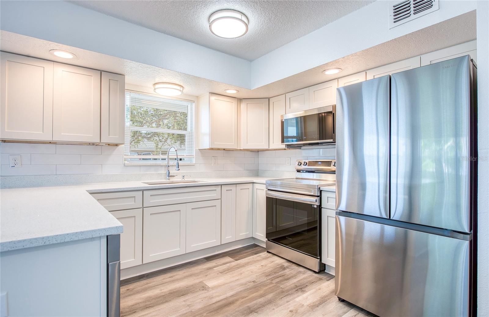717 E GULF BLVD #1, INDIAN ROCKS BEACH, FL — photo 60