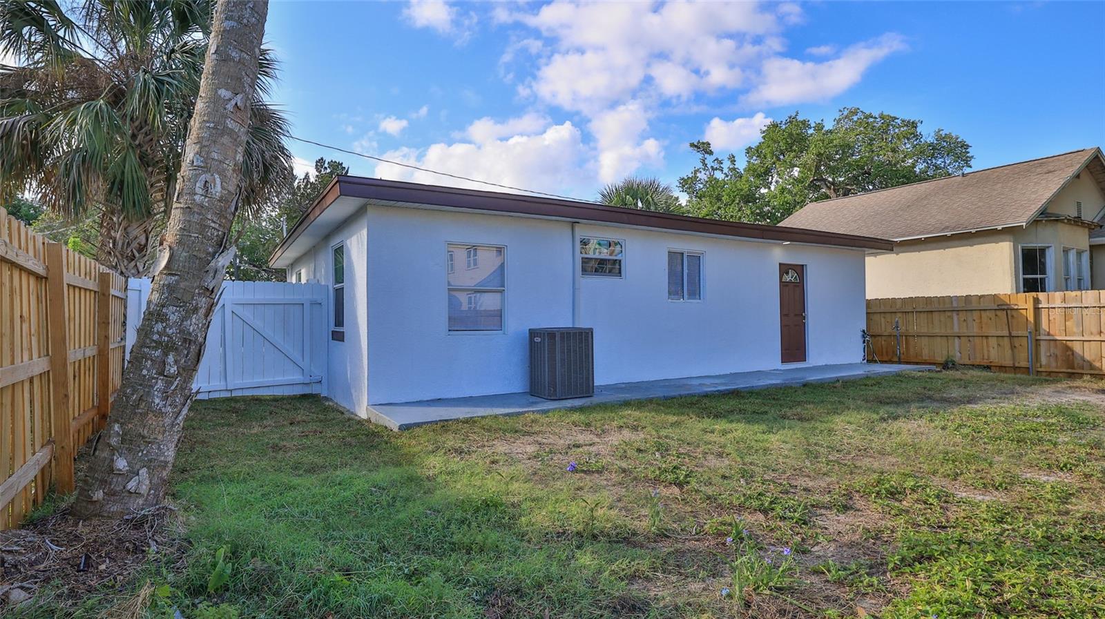 326 HOBART AVE, DAYTONA BEACH, FL — photo 23