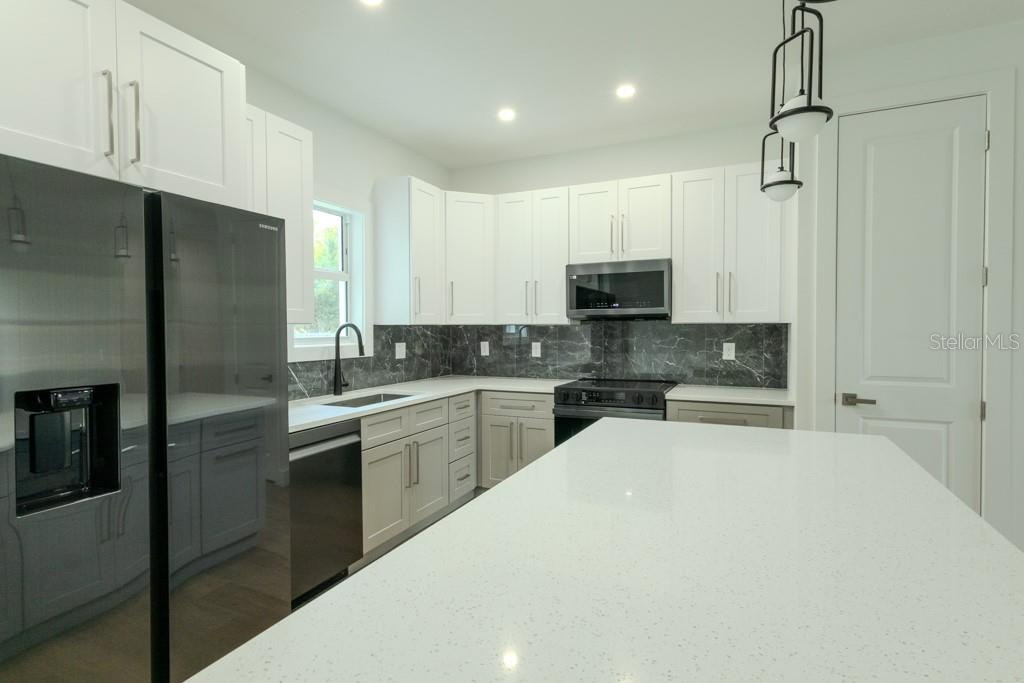 4323 LA FRANCE AVE, NORTH PORT, FL — photo 2