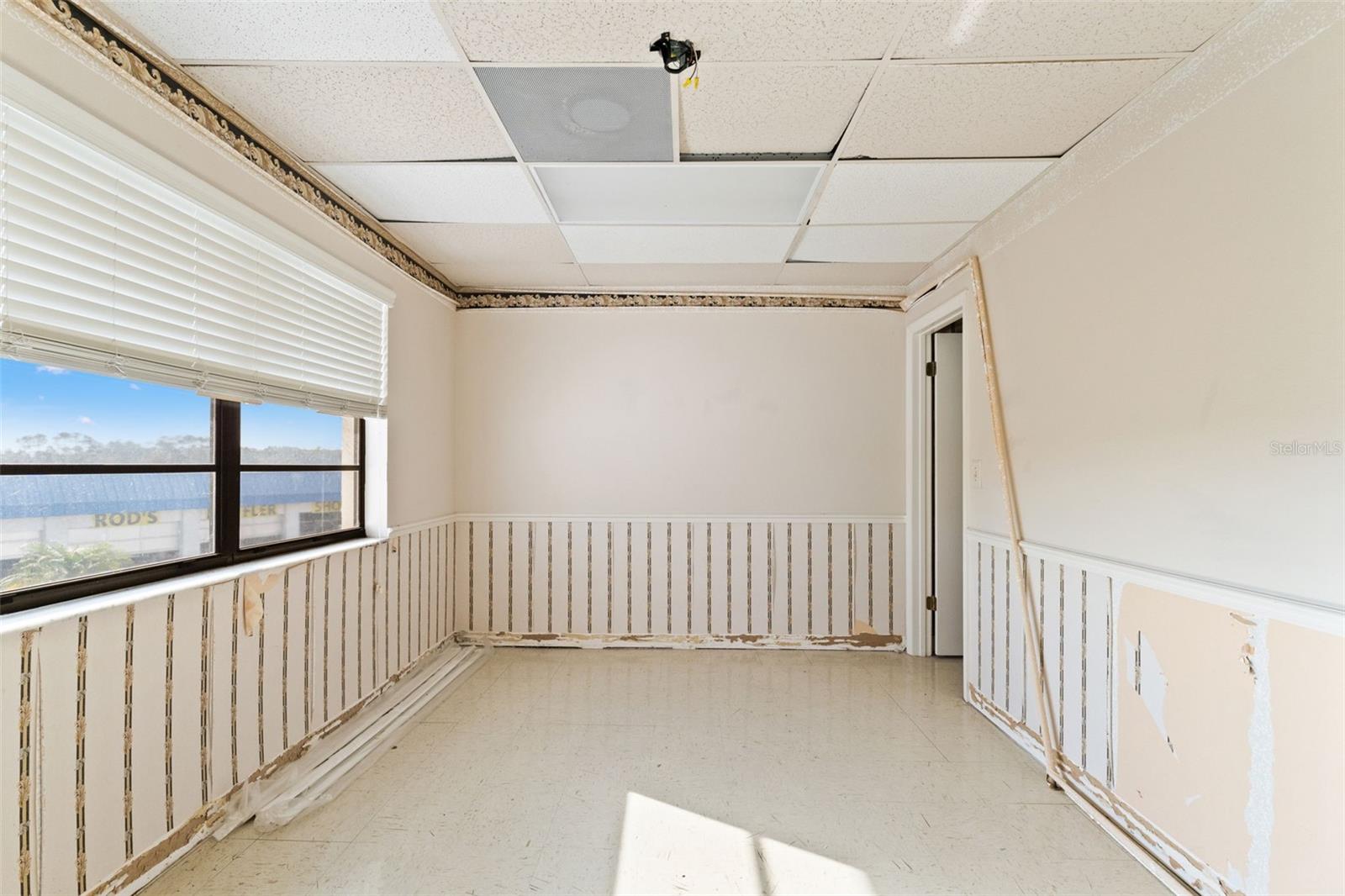 1108 COMMERCIAL WAY, SPRING HILL, FL — photo 12
