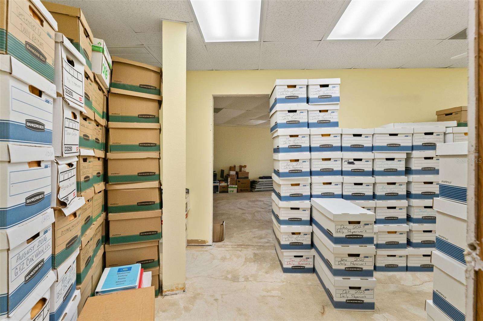 1108 COMMERCIAL WAY, SPRING HILL, FL — photo 17