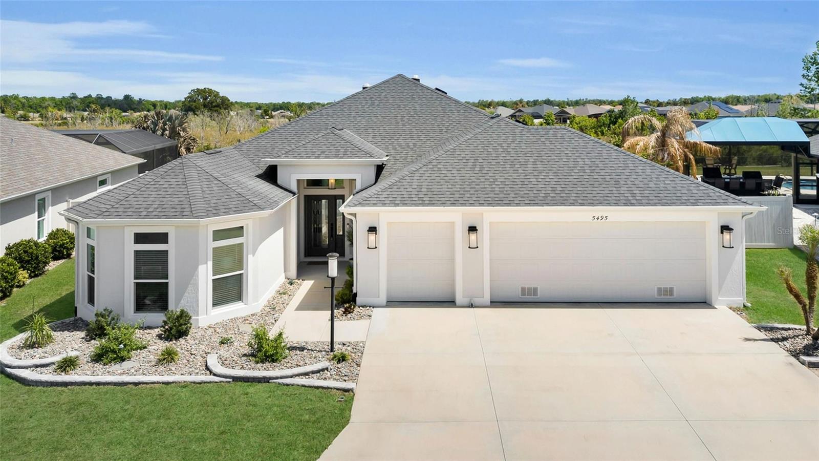 5495 HAWKINS DR, THE VILLAGES, FL — photo 2