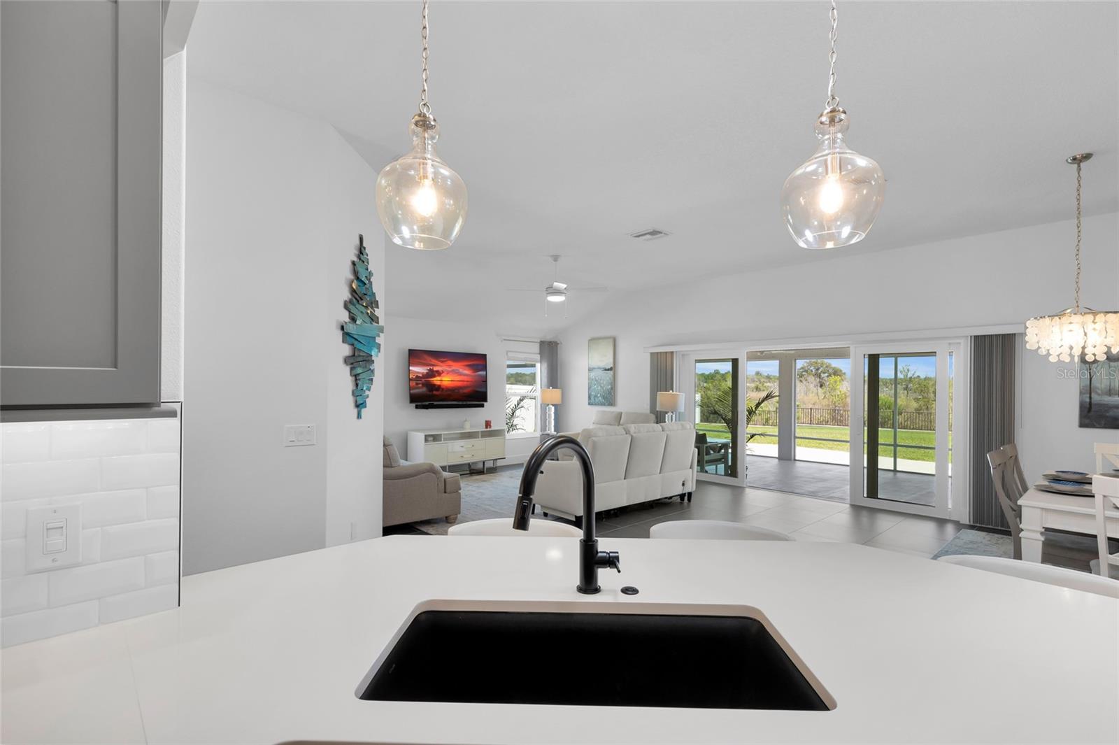 5495 HAWKINS DR, THE VILLAGES, FL — photo 15