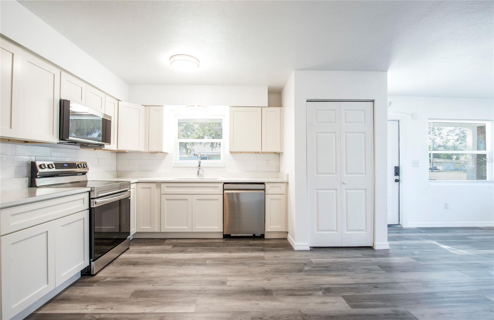 717 E GULF BLVD #3, INDIAN ROCKS BEACH, FL — photo 8