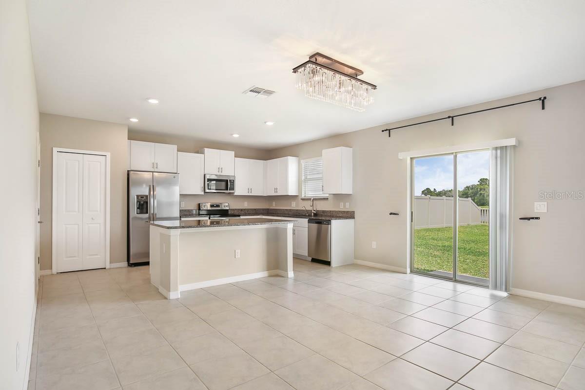 7322 KING CREEK DR, SUN CITY CENTER, FL — photo 7