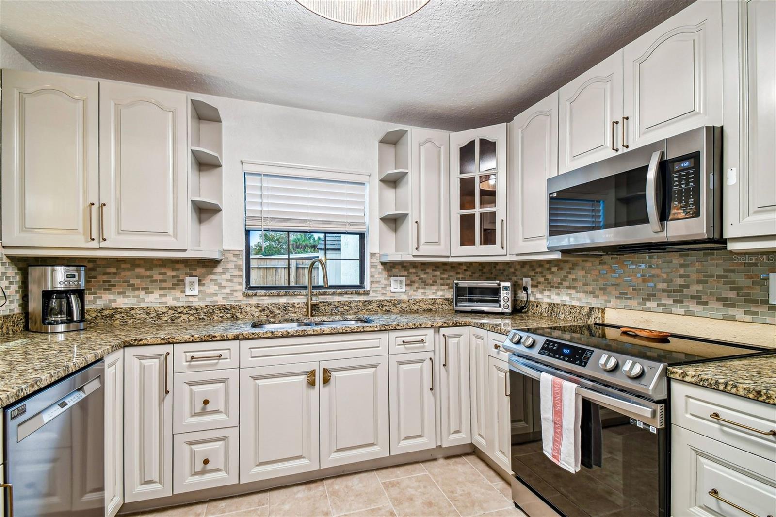 10503 NILE CT, TAMPA, FL — photo 16