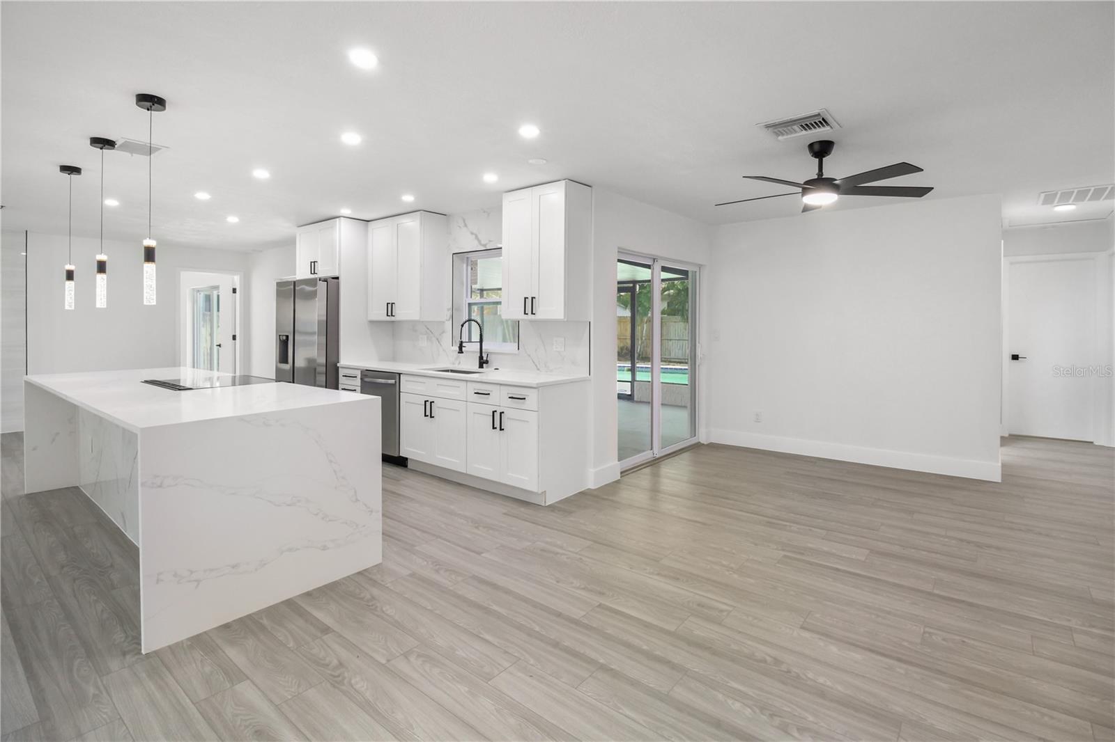 11492 93RD ST, LARGO, FL — photo 17