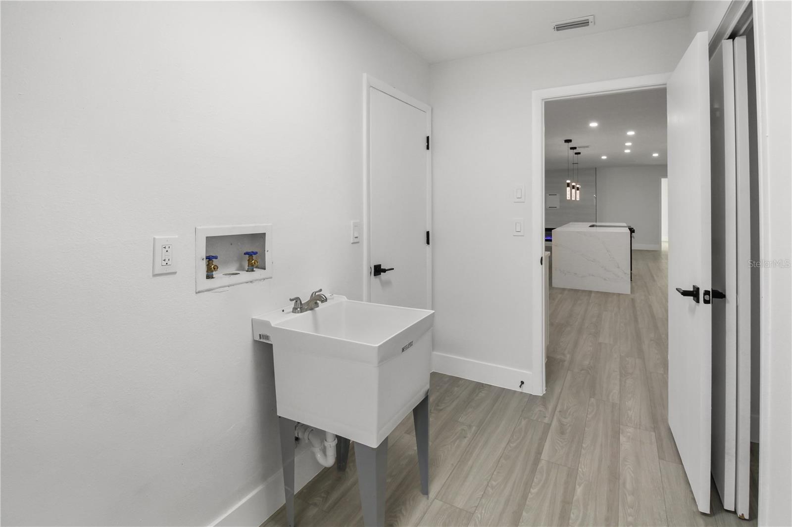 11492 93RD ST, LARGO, FL — photo 36