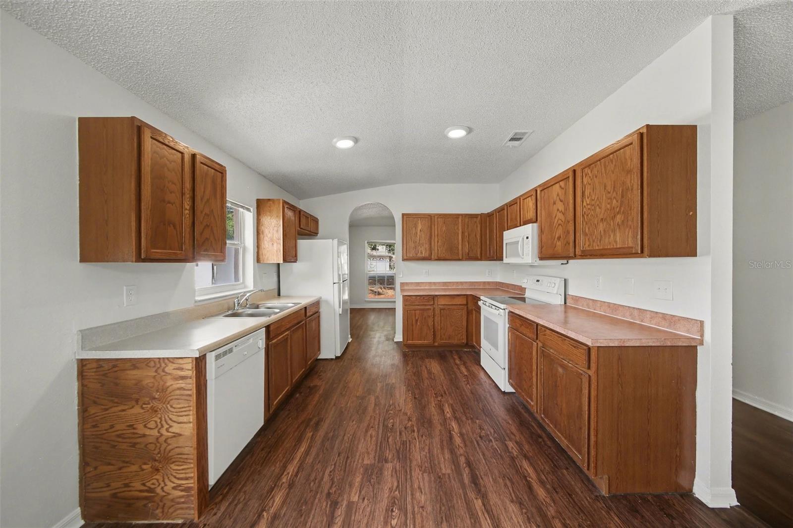 1462 WHOOPING DR, GROVELAND, FL — photo 13