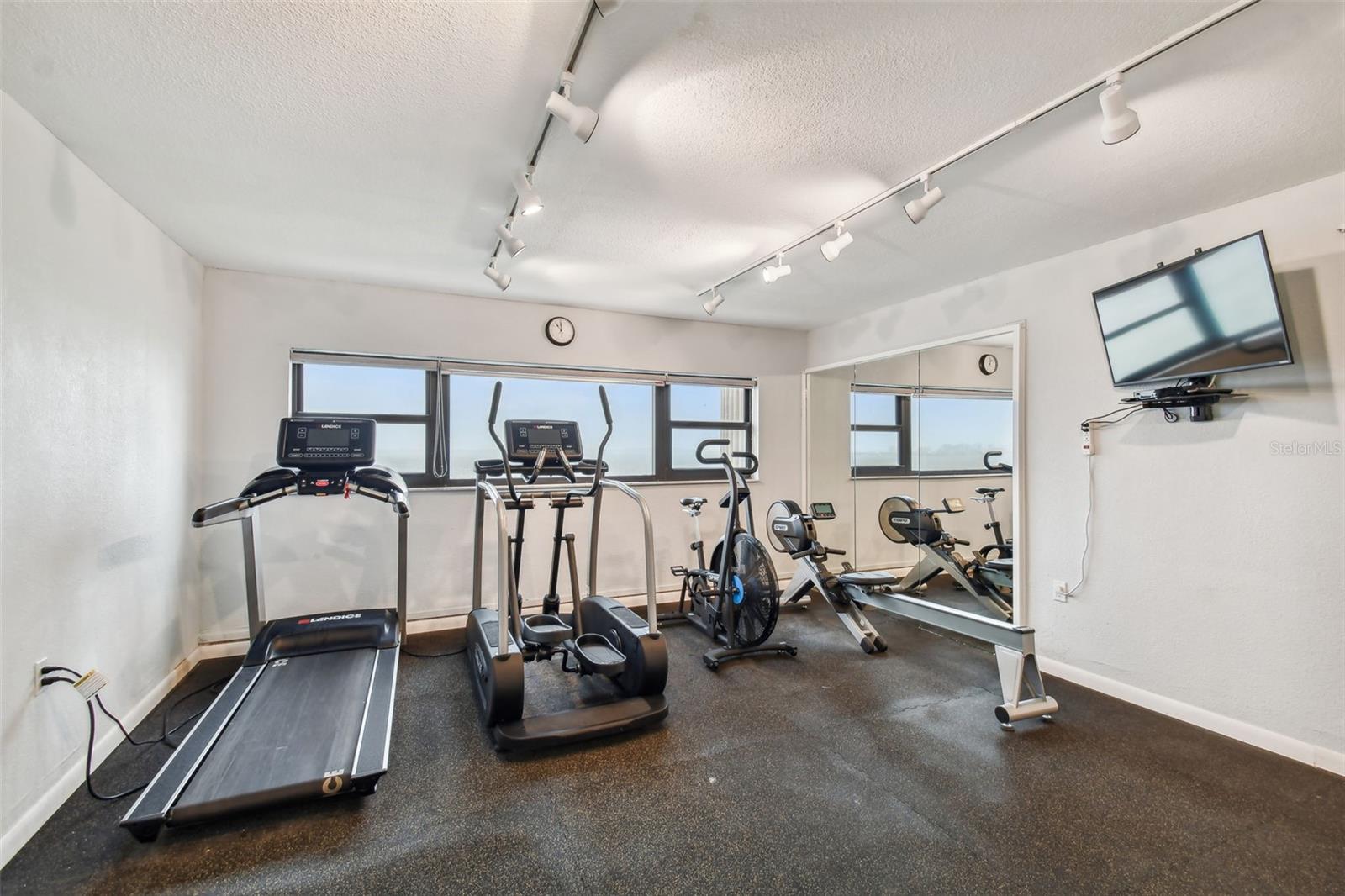 4141 BAYSHORE BLVD #1106, TAMPA, FL — photo 43