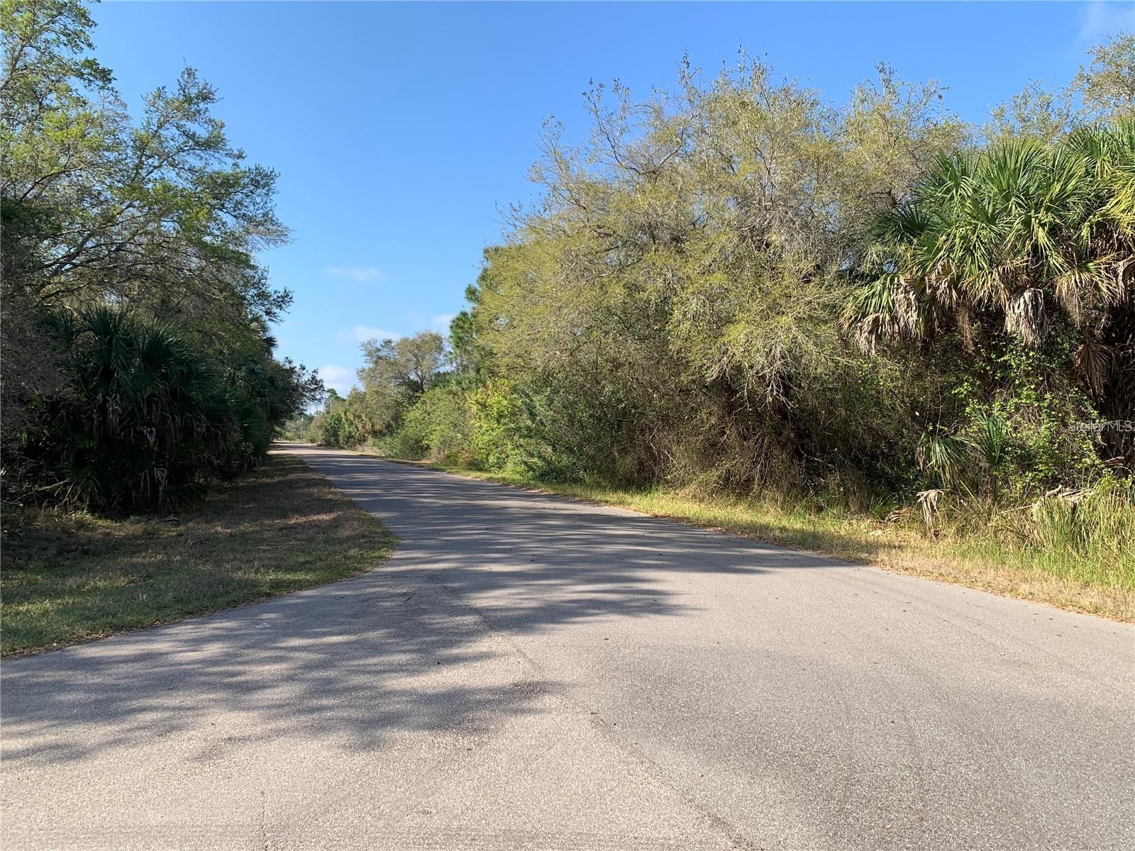 1375 CLEARVIEW DR, PORT CHARLOTTE, FL — photo 13