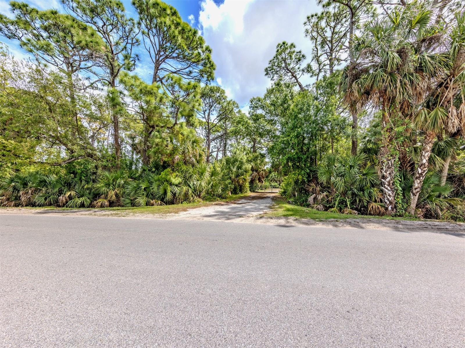 400 S HAVANA RD, VENICE, FL — photo 25