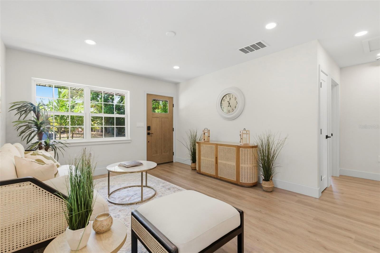 8051 26TH AVE N, ST PETERSBURG, FL — photo 11