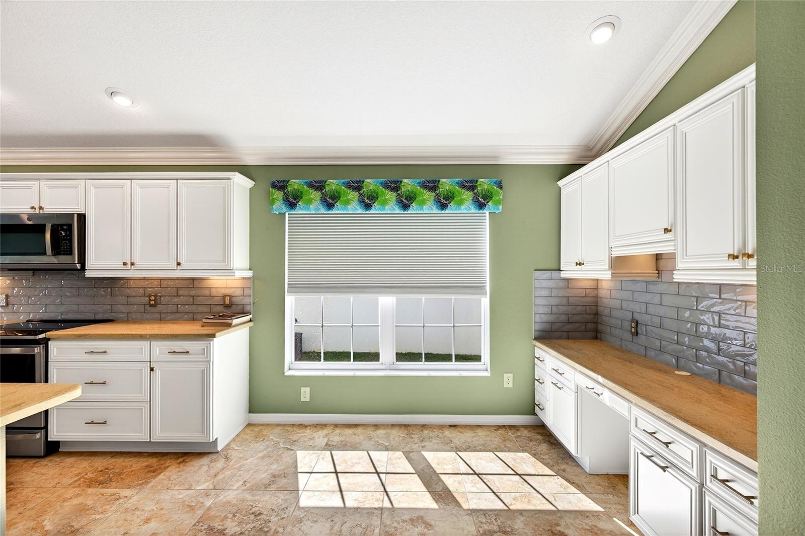 2912 ASHER PATH, THE VILLAGES, FL — photo 18