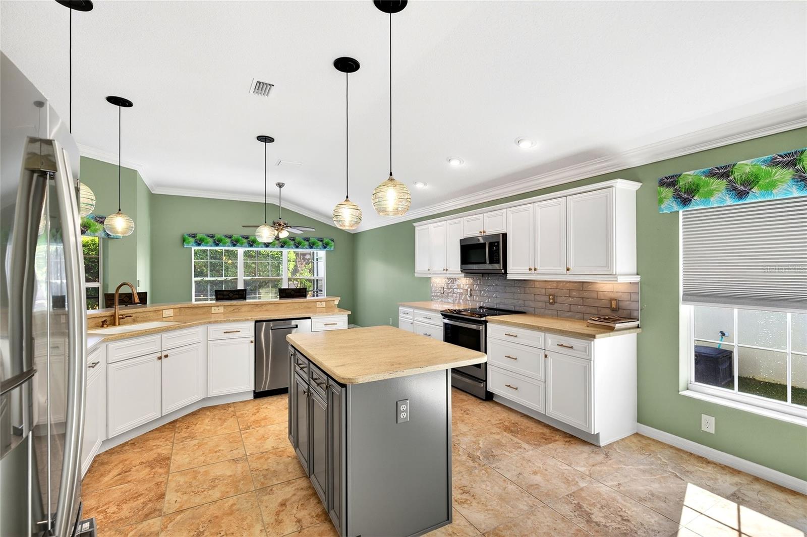 2912 ASHER PATH, THE VILLAGES, FL — photo 21