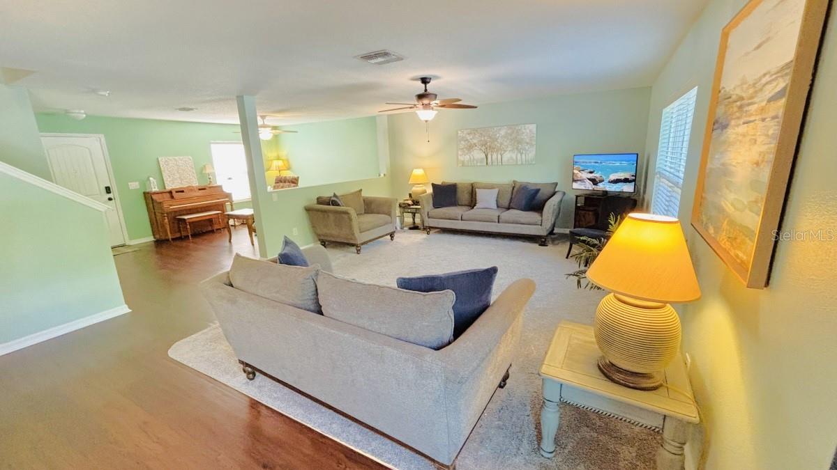11521 SOUTHERN CREEK DR, GIBSONTON, FL — photo 5